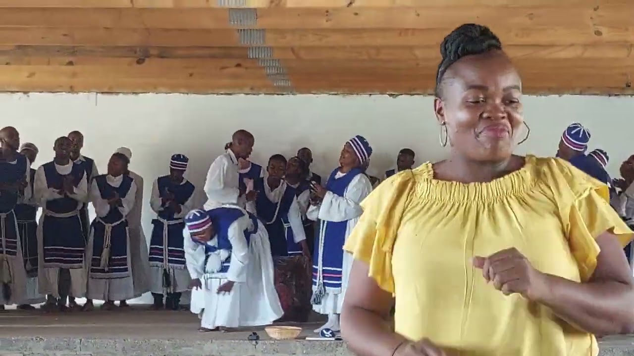 Afrika United Apostolic Church Choir _ Hlala Nami