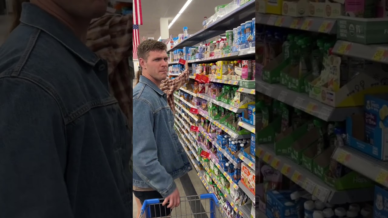 Stranger blesses struggling pregnant single mother ❤️