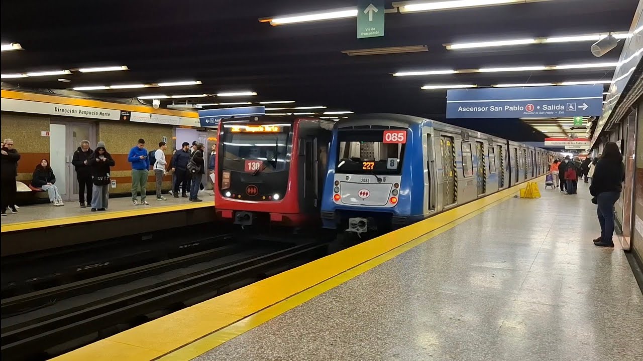 NS-04 y NS-16 en Los Héroes. Línea 2