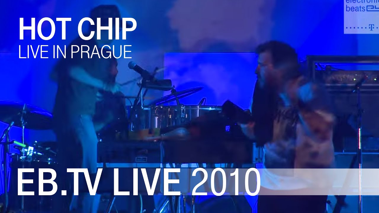 Hot Chip 'Ready For The Floor' live in Prague (2010)