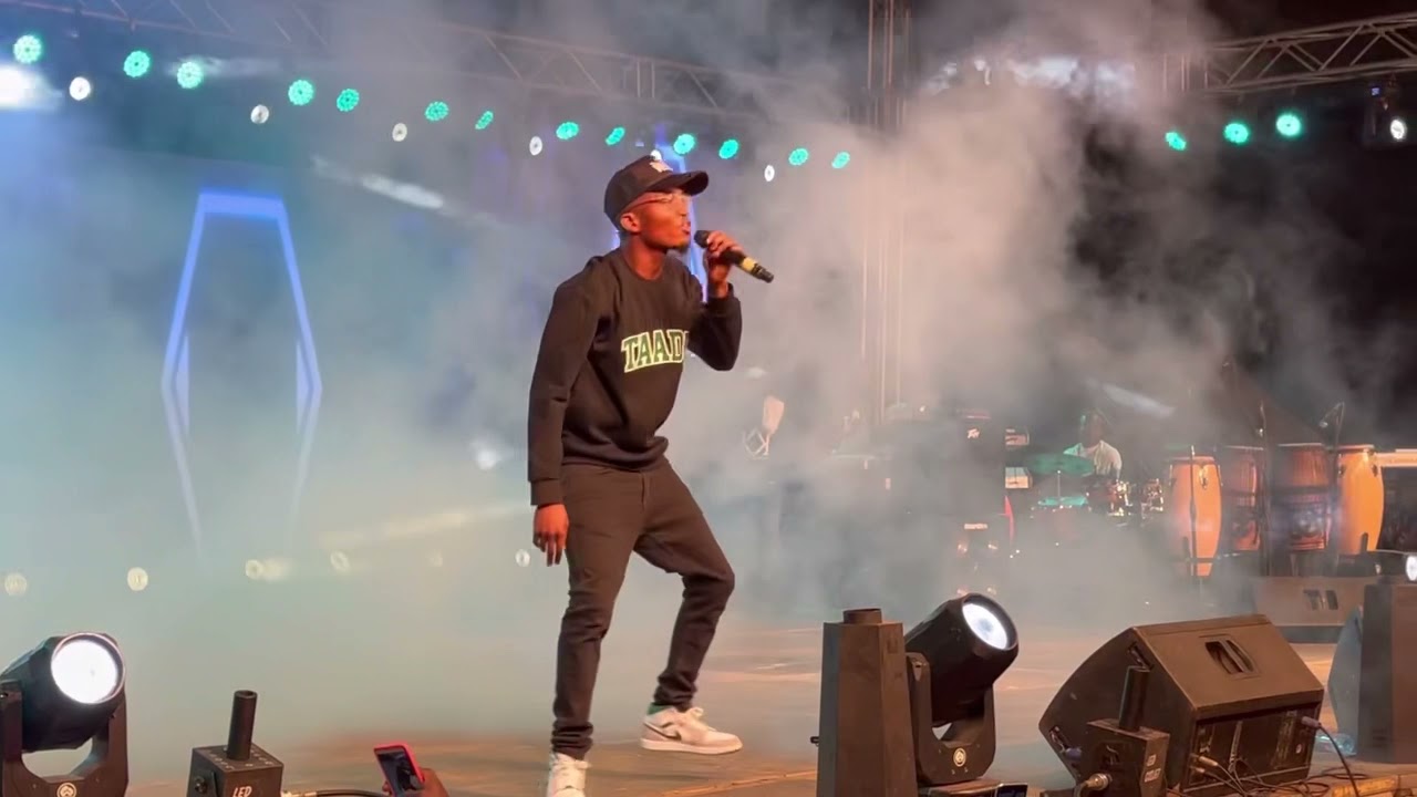 Kofi Kinaata full performance at his made in Taadi 2021 Concert