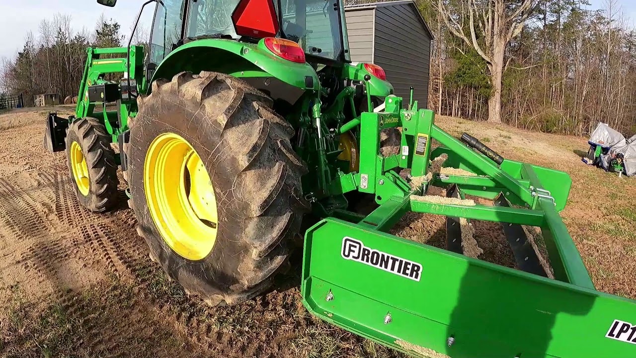 Horse farm stuff | John Deere 5075M and using a Frontier land plane for gravel driveway maintenance