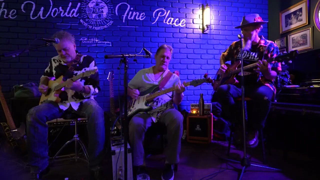 the Yowie band   C0003