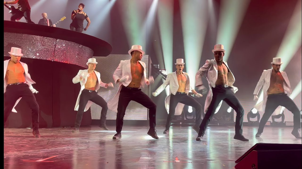 Shania Twain - Man! I Feel Like a Woman! live in Las Vegas, NV - 2/25/2022