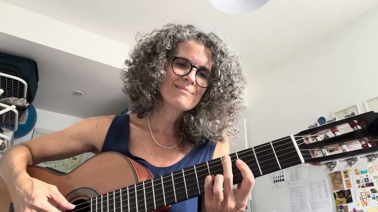 Anna Paes canta “Nasci pra sonhar e cantar” (D.Ivone Lara e Délcio Carvalho)