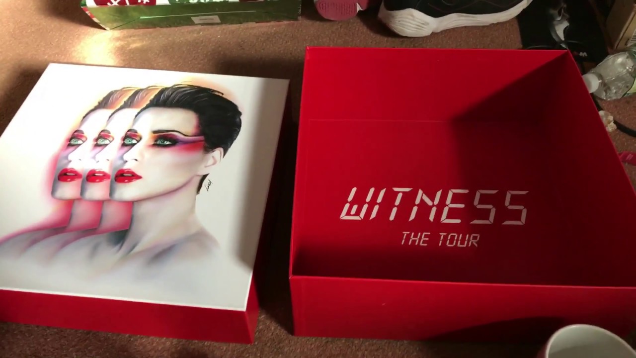 Unboxing Katy Perry Witness The Tour VIP Bundle Box!