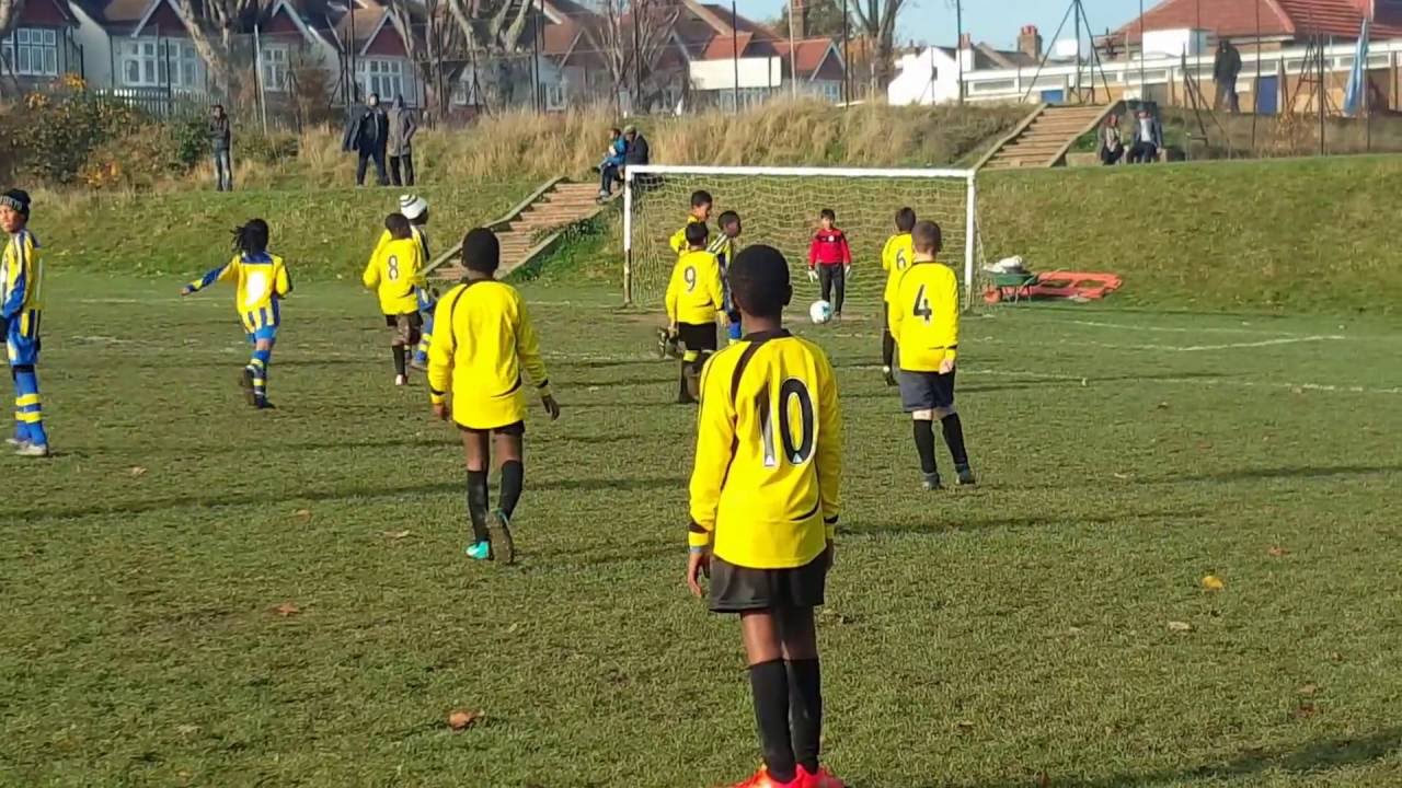2nd half - Camelot Primary vs Ark Globe Academy (26/11/2016)