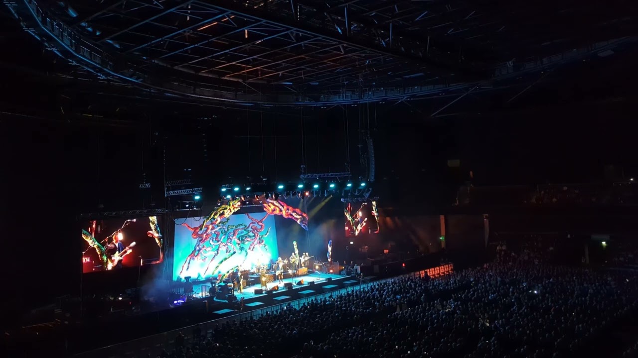 Weather With You by Crowded House - Glasgow OVO Hydro