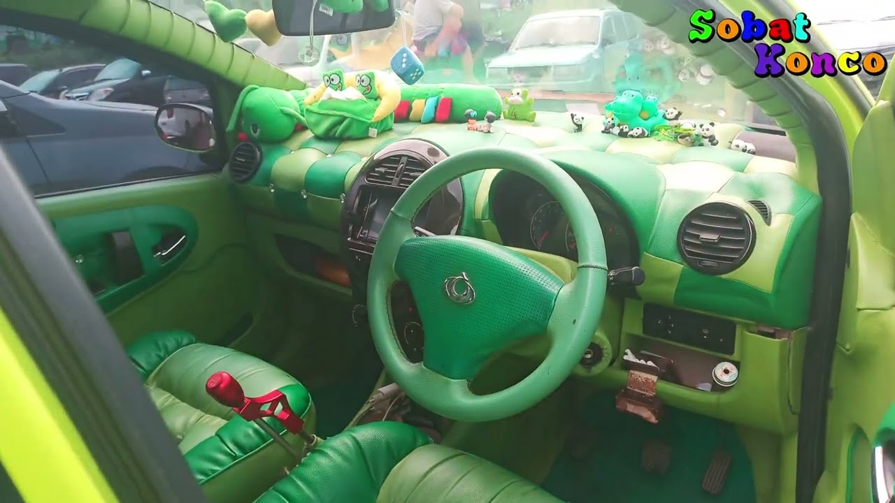 Jalan - Jalan dengan Mobil Gemoy Gelly Panda LC 1.3 Joss Gandos