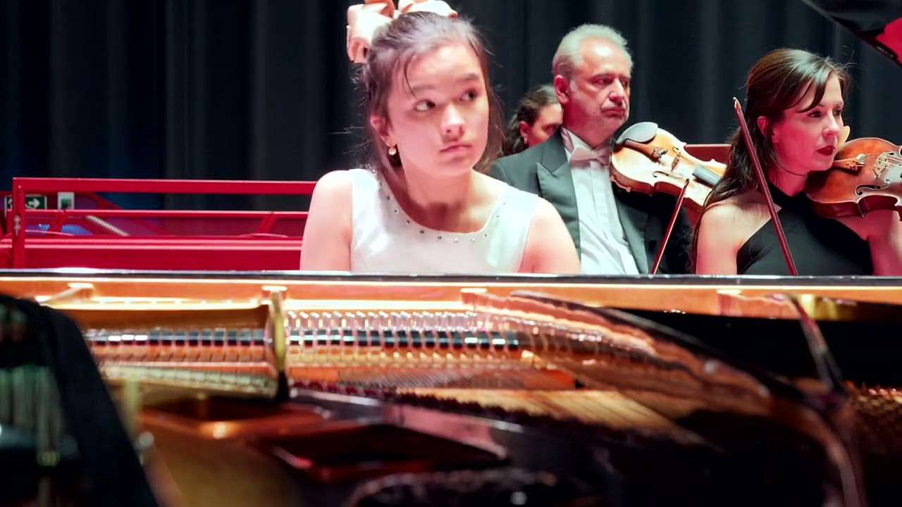 ELEVATO PIANO FESTIVAL , Saint Saens piano concerto No. 2. Pianist,  Lucie Le Balc’h