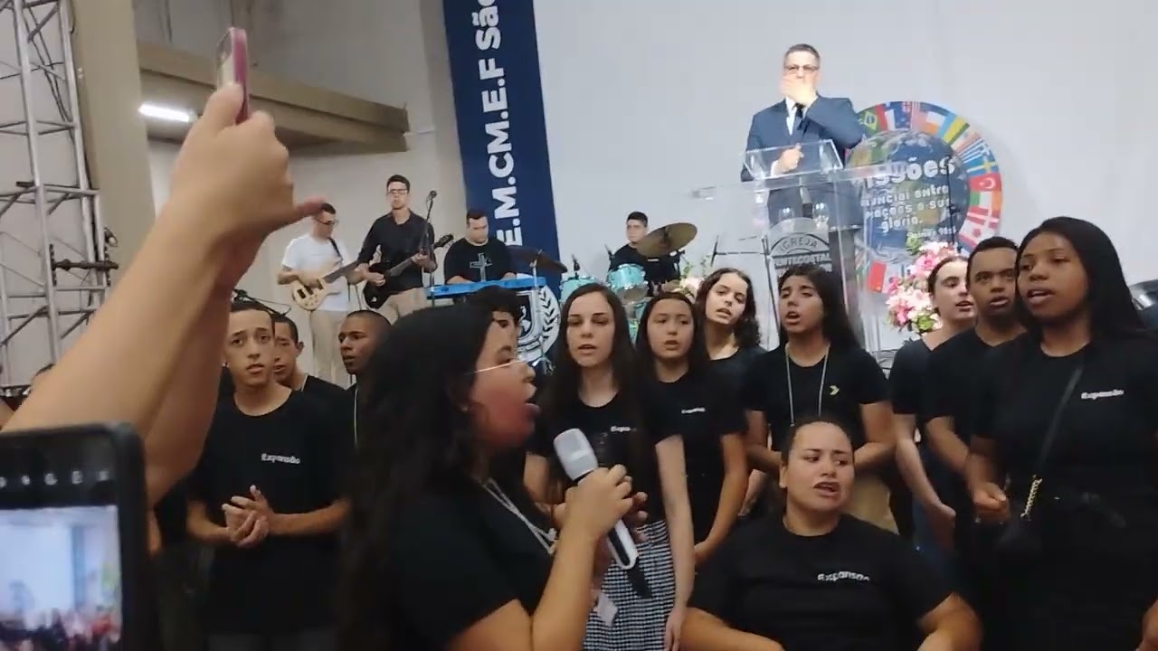 Grande concentração de fé e milagre no ginásio são Pedro Bagé RS🙏🏻😍👸🏻✔️🙏🏻