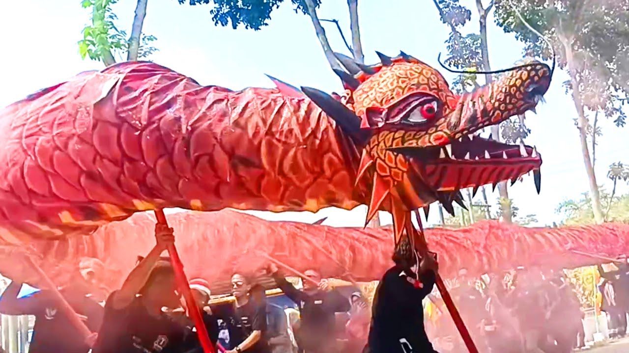 ULAR NAGA MERAH I KARNAVAL HUT RI KE-79 KECAMATAN KESUGIHAN 2024