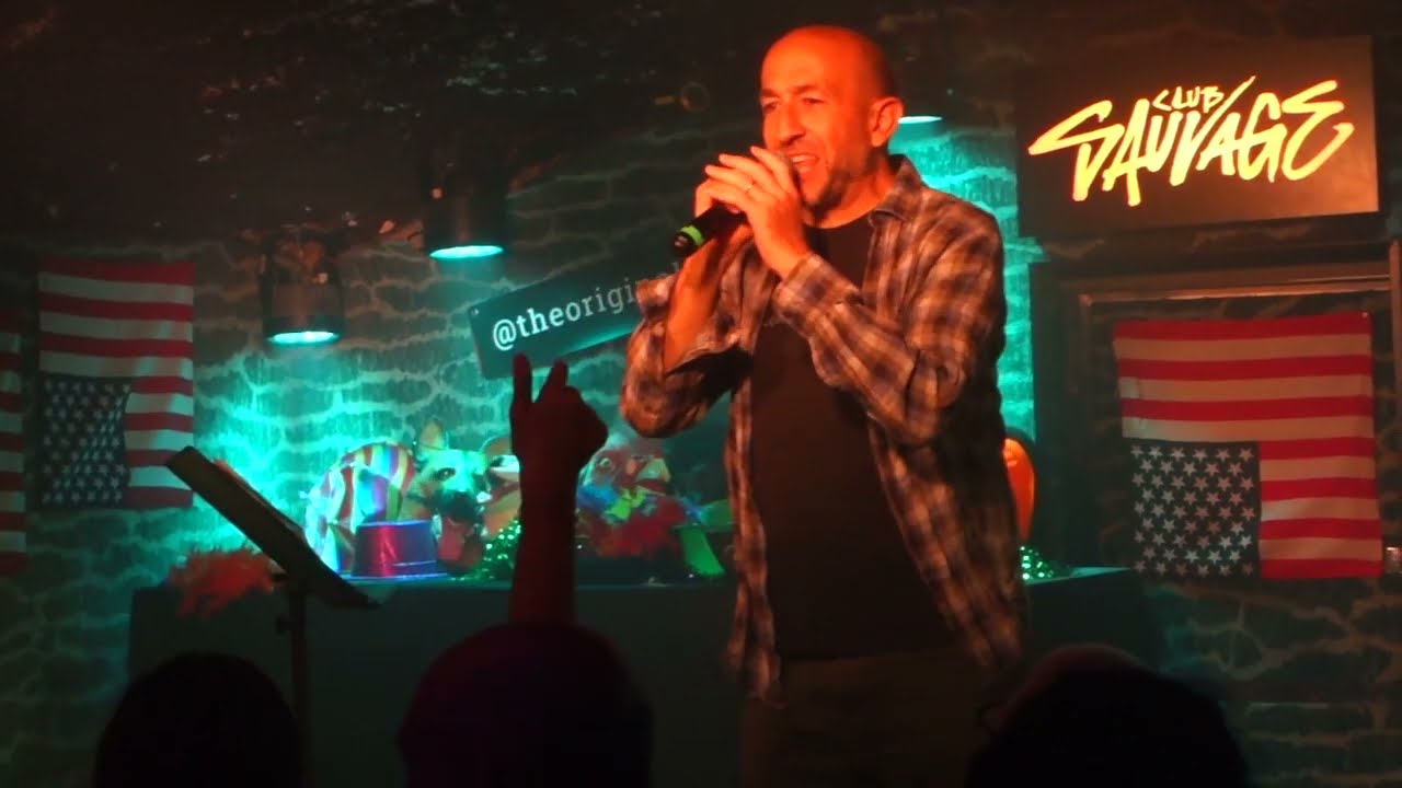 Ennio sings 