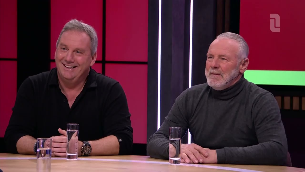 Mister Roda Gene Hanssen in De Verlenging met Maurice Graef en Reginald Thal Tafelvoetbal
