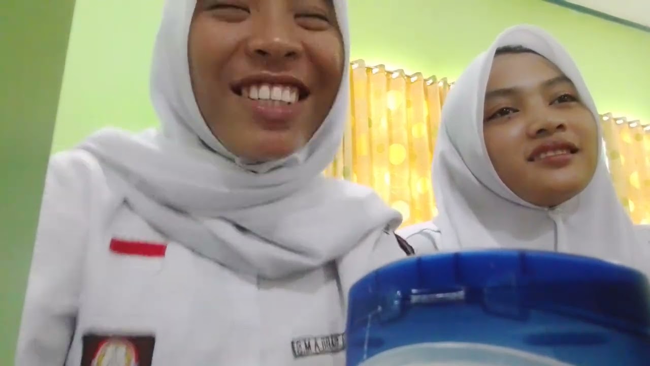LAST VOL. BEING AS SHS WOY ( ini asli udh gada senin KBM  lg cu) 