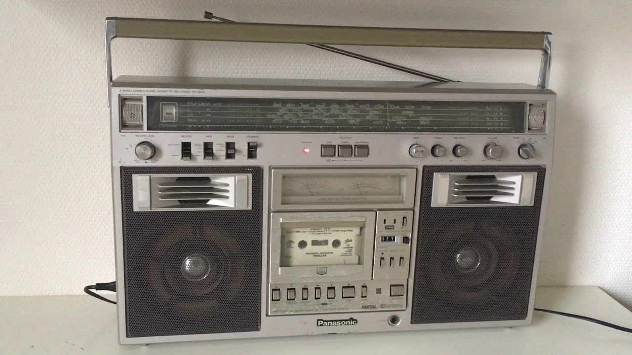 PANASONIC RX 5600 Boombox + Phone