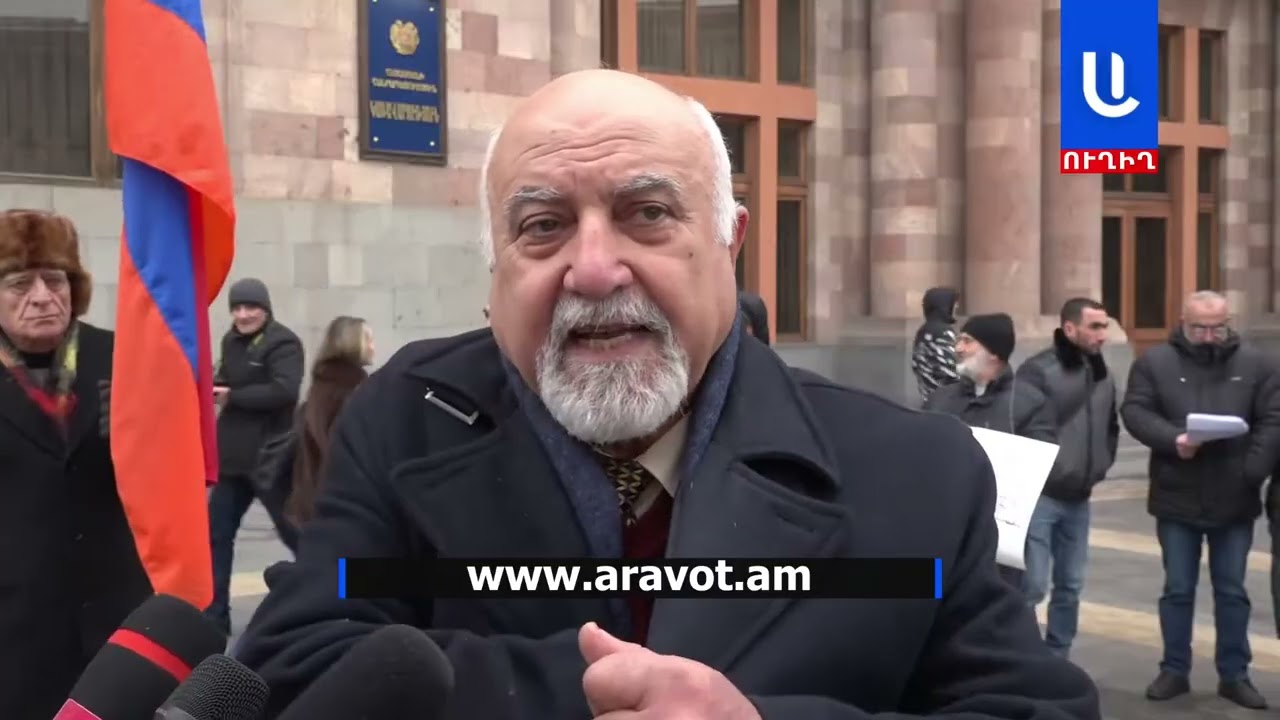 Սթոռներին բազմած պորտաբույծներին ո՞ւմ հաշվին ես պարգեւավճարներ տալիս. Հայրիկյան