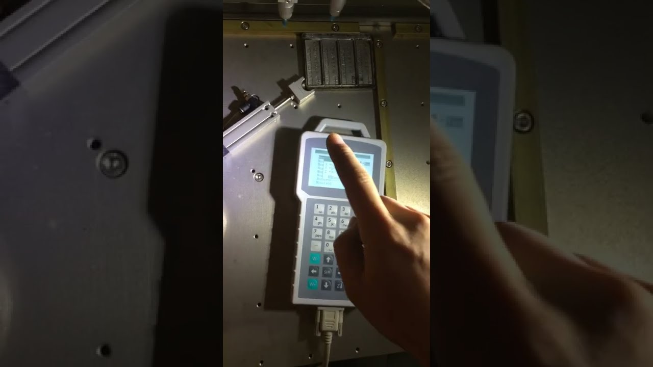 12 colors pvc/silicon dispensing machine operation ,rubber PVC label logoshop software programming