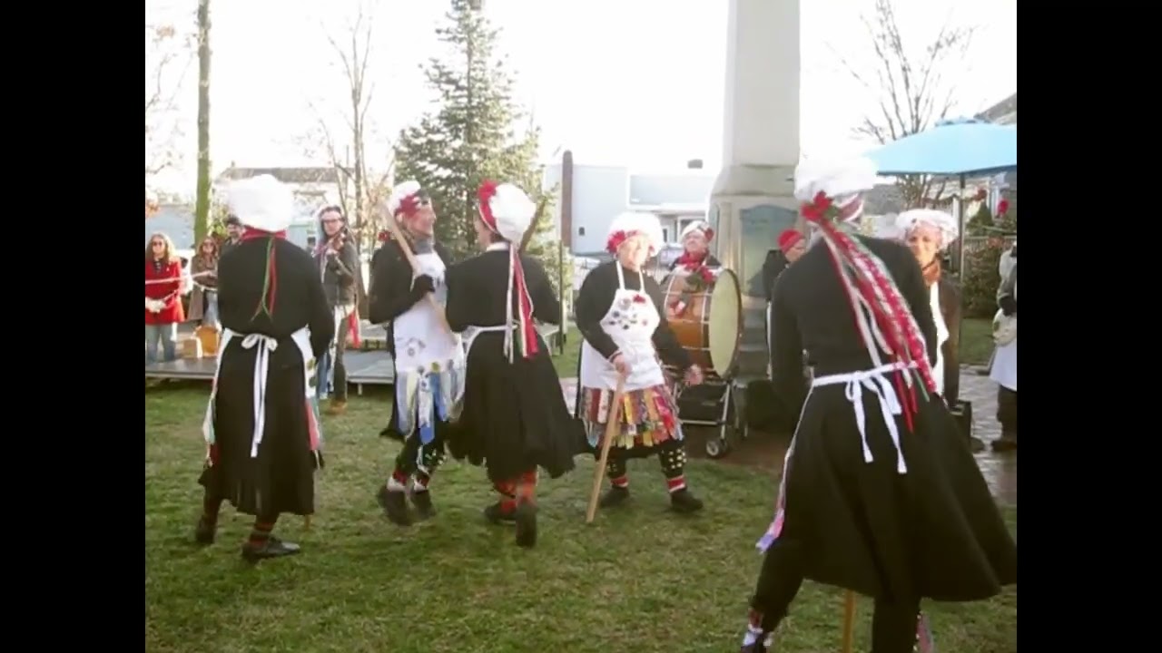 Criss Cross, Morris dance, danced by Ladies of the Rolling Pin