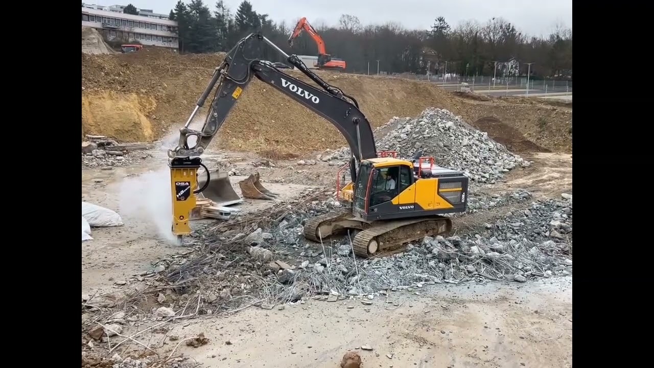 OSA Demolition - Hydraulikhammer HB2500 mit Oilquick 70/55