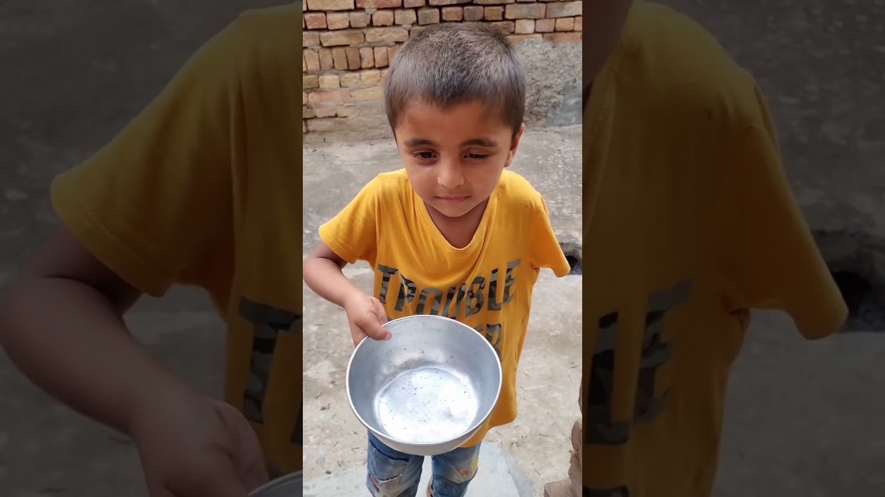 Bikhari bachon se aisa nhi krna chye #emotionalmessage #socialmessage #funny