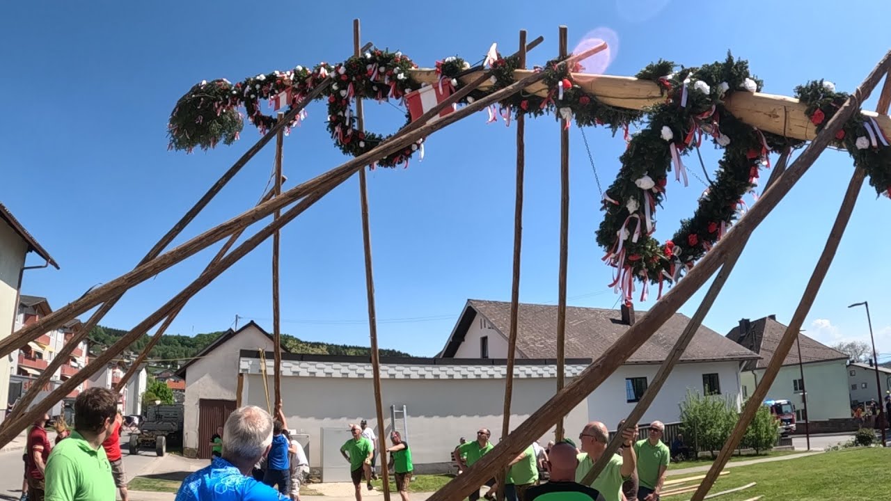Maibaumstellen Ampflwang 2025