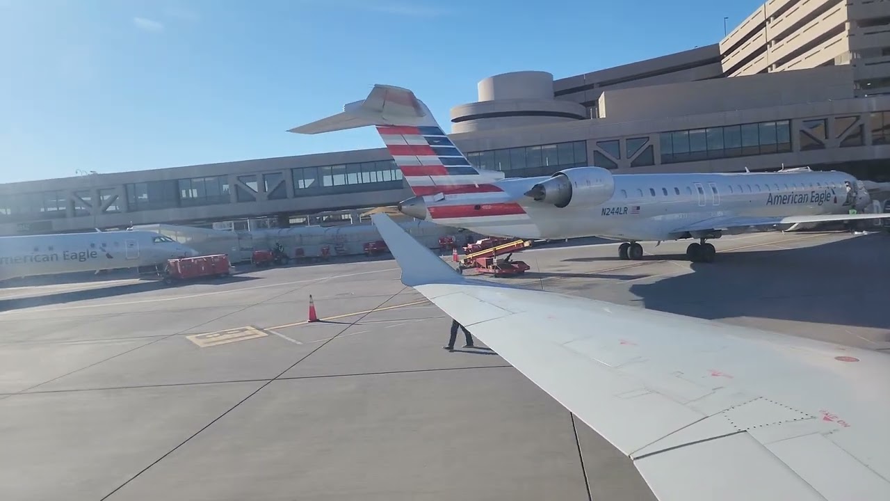 American Eagle Flight #5808 CRJ 900 Trip Report from Phoenix, AZ to El Paso, TX