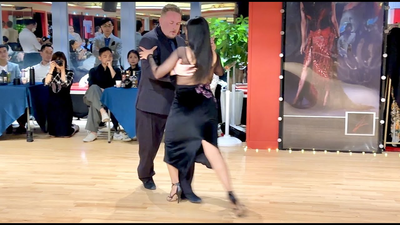 Maria Ines Bogado y Sergiy Podbolotnyy - 4 of 4, Jan 2023, Hong Kong, Peace & Love Grand Milonga