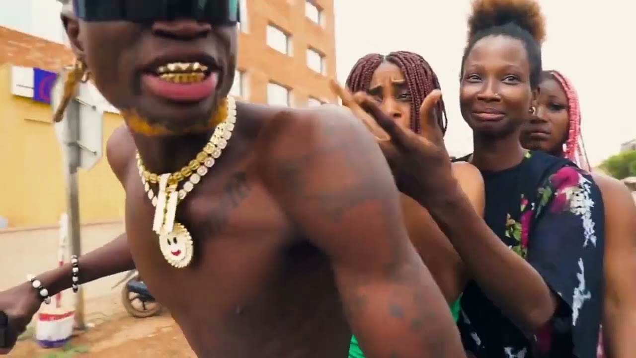 Kayawoto et Floby vs Flowman boy