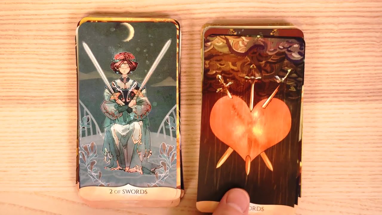 Traditional Manga Tarot - 4k Flip Through
