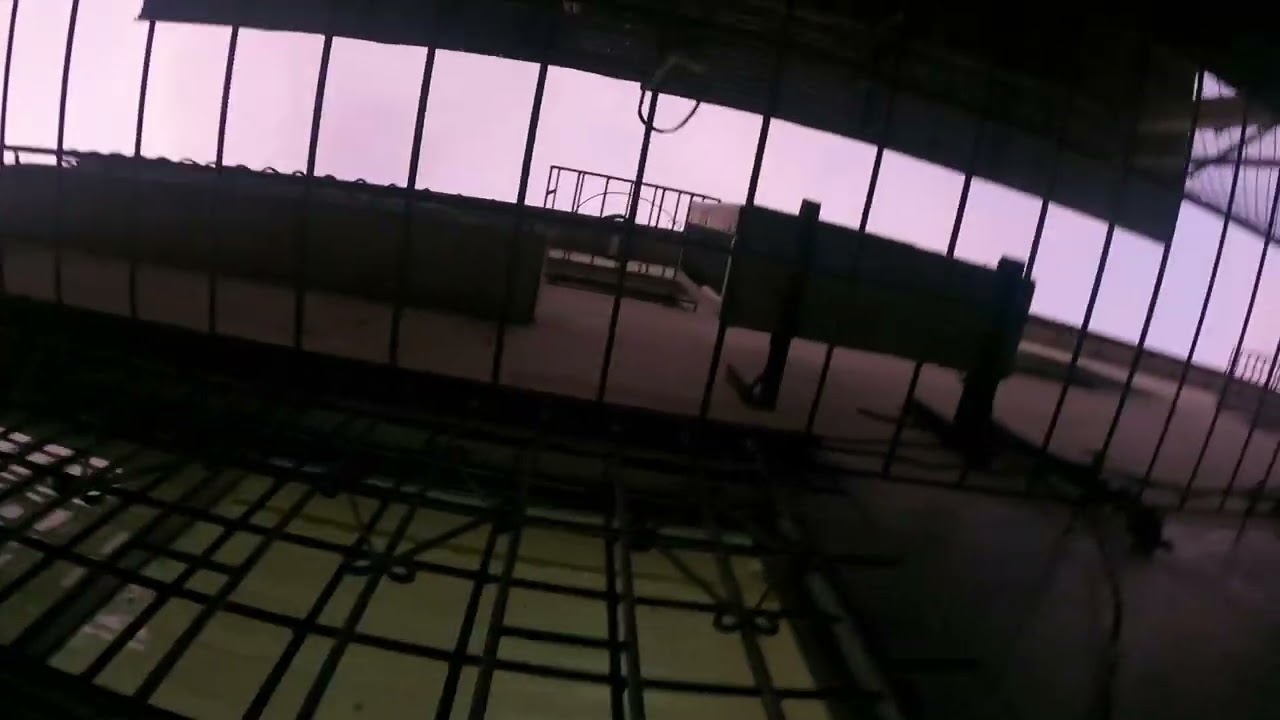 The mini-split ac units at my grandma's house in Guayaquil running