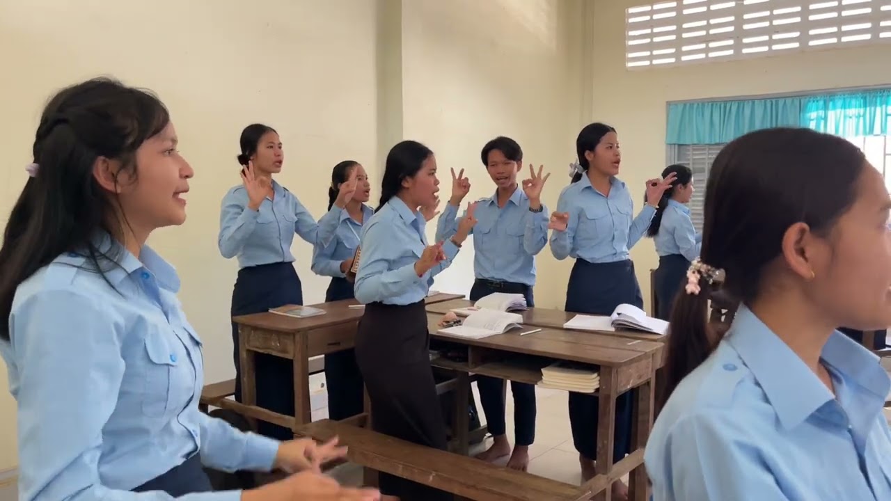 ញ៉ញួរ កន្ត្រៃ រណា ធ្វេីអ្វីខ្លះ?
