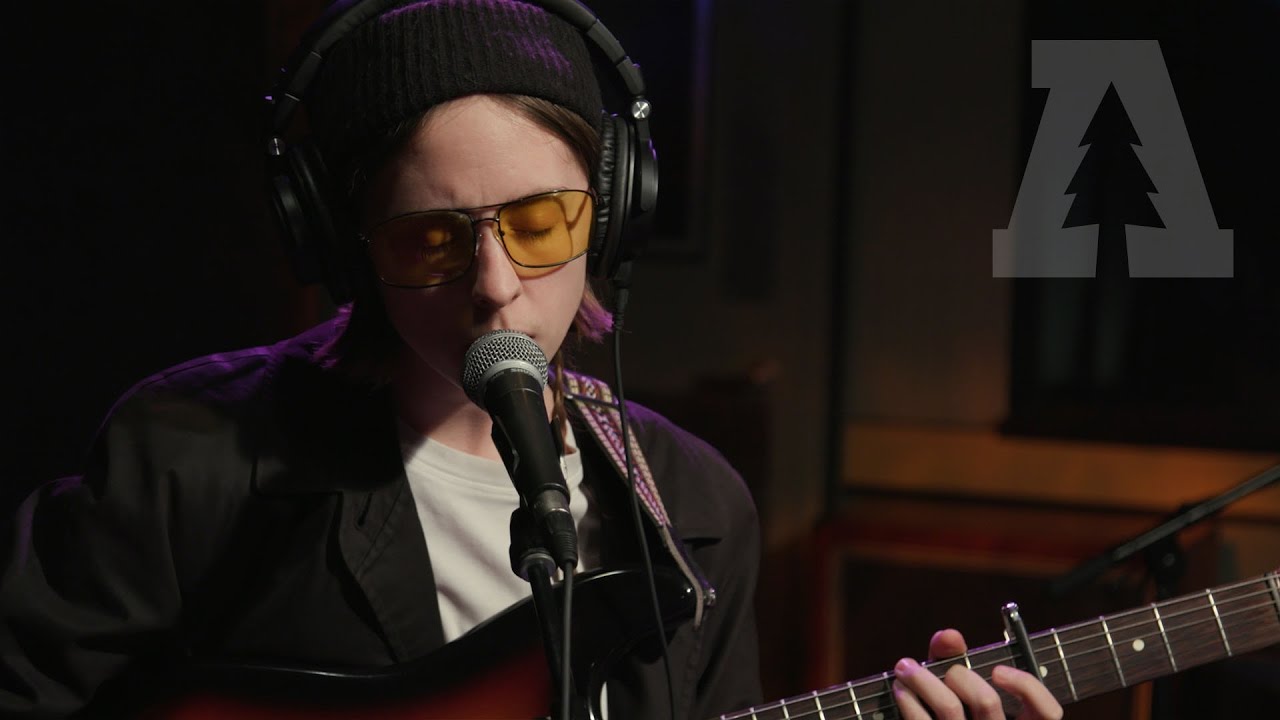 Hand Habits - Flower Glass | Audiotree Live