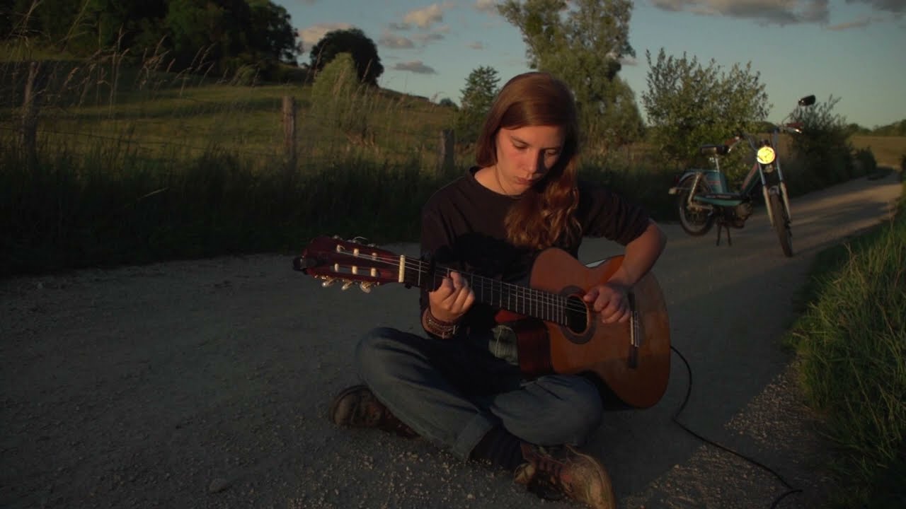 BÉCANE ~ Louise-Ellie ~ live