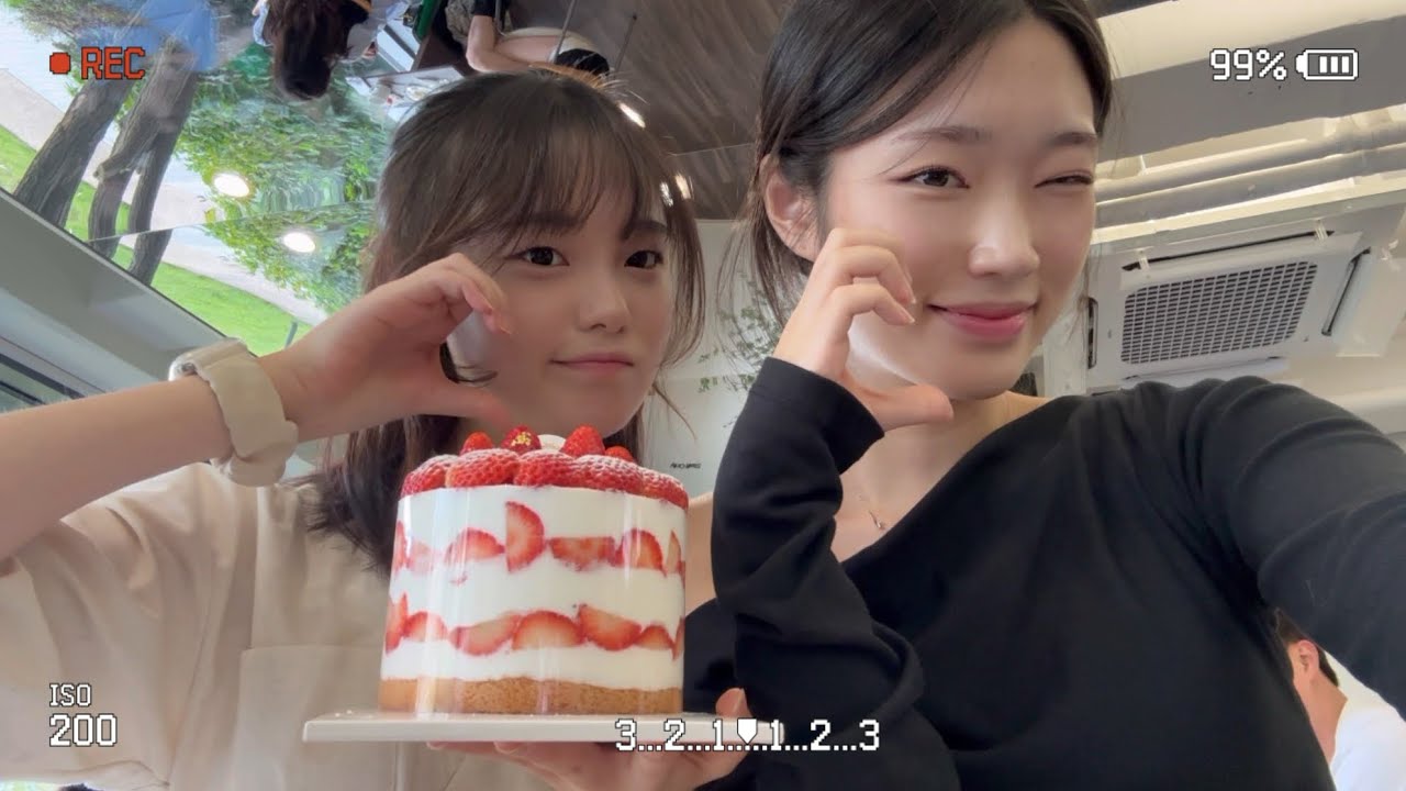 VLOG | 하윤이의 생일을 축하해! 🎂🎁💗