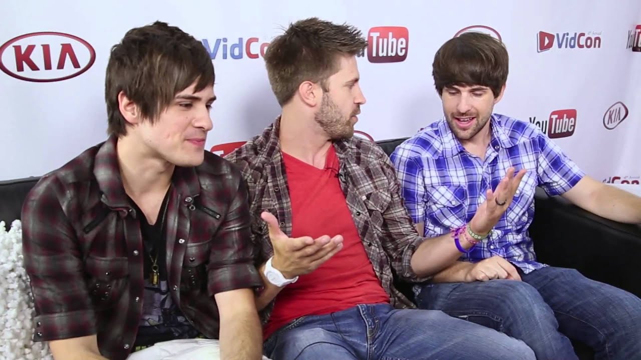 Smosh Backstage with Sourcefed at VidCon 2013