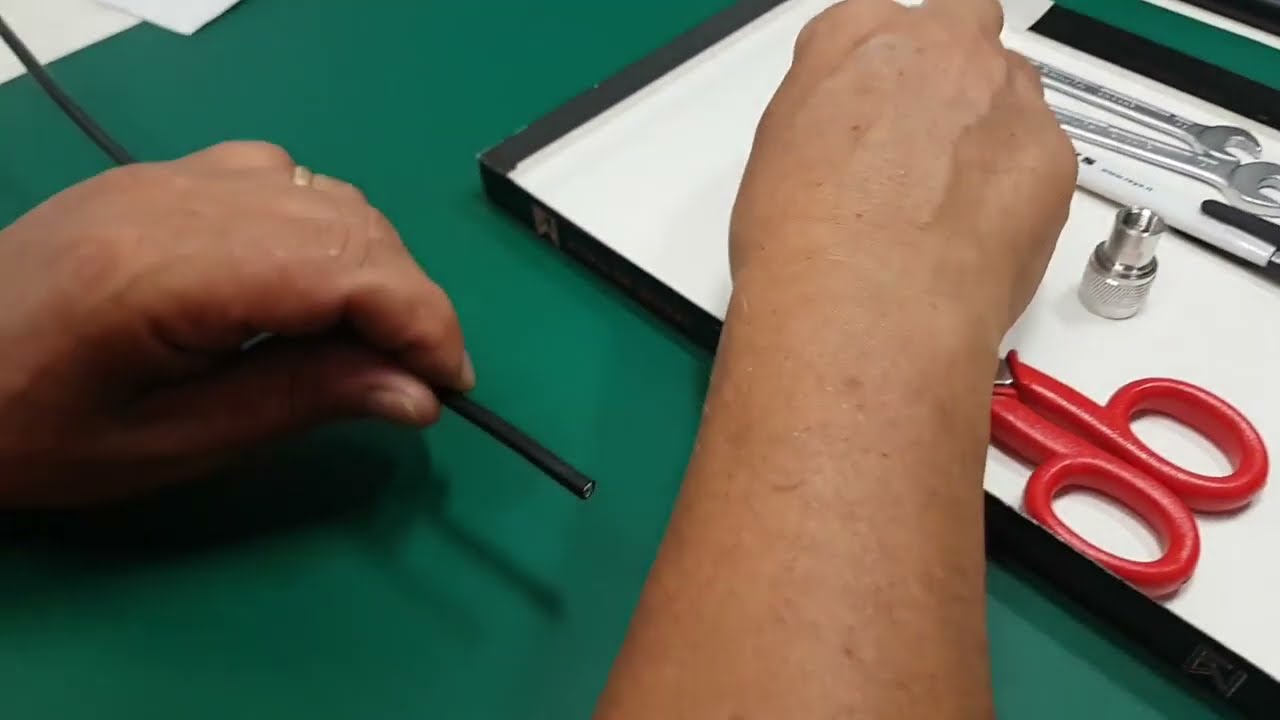 Як встановити штекерний роз’єм під пайку N для кабеля RG58 та Messi & Paoloni AIRBORNE 5 /.200