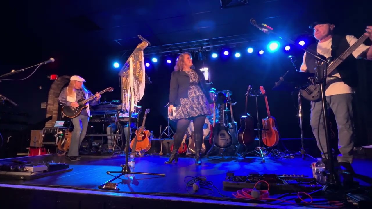 Hypnotized cover &lsquo;Go Your Own Way&rsquo; by Fleetwood Mac at Shank Hall in Milwaukee, WI USA - 2.21.26