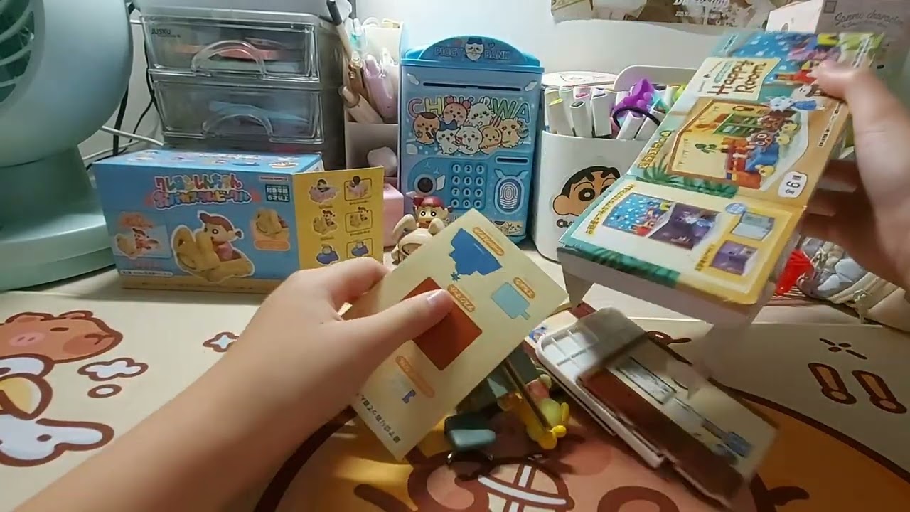 拆蠟筆小新和動物森友會的盲盒