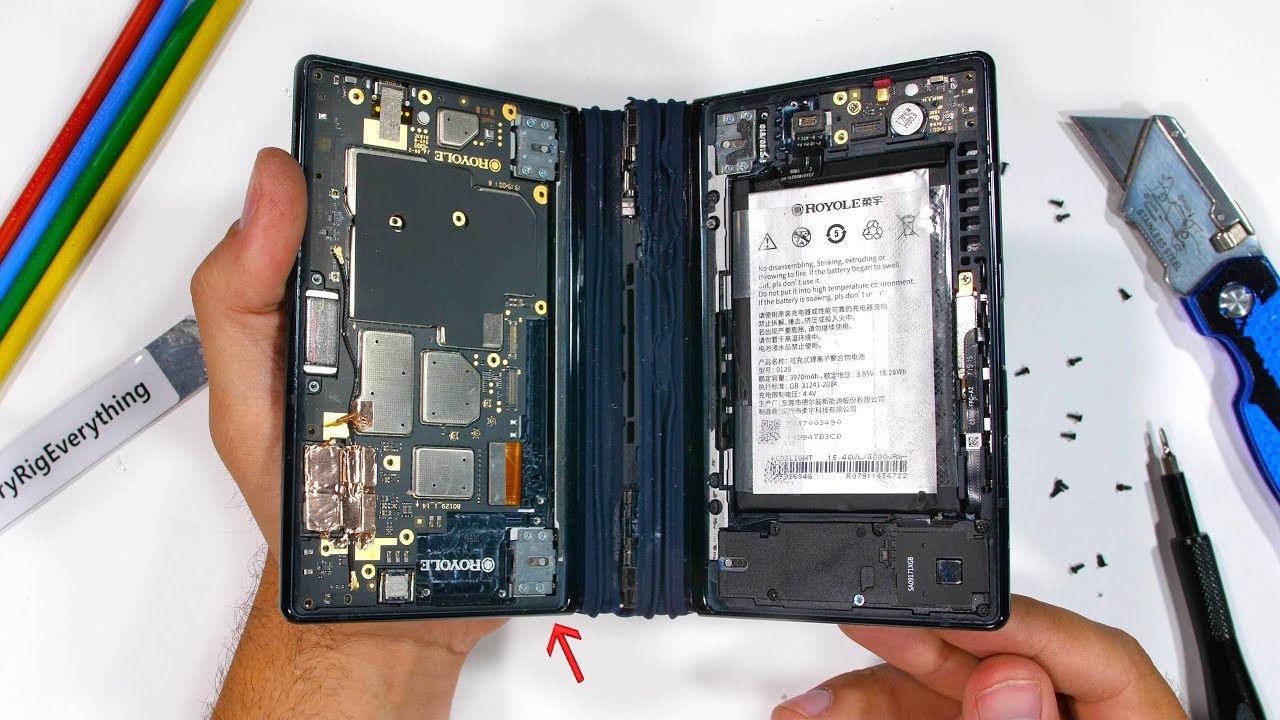 Worlds First Folding Phone Teardown! - Royole Flexpai