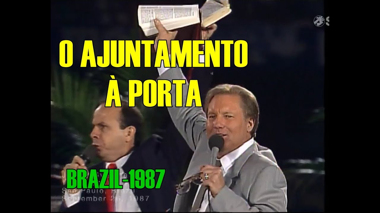 Jimmy Swaggart pregando no Brasil:  O Ajuntamento à Porta - Traduzido para Português.
