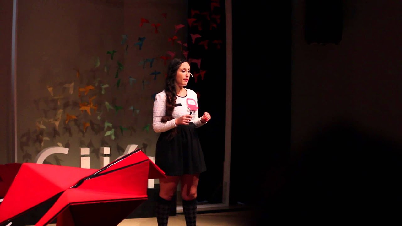 Los secretos ocultos de la traducción | Nadia García | TEDxYouth@Gijón