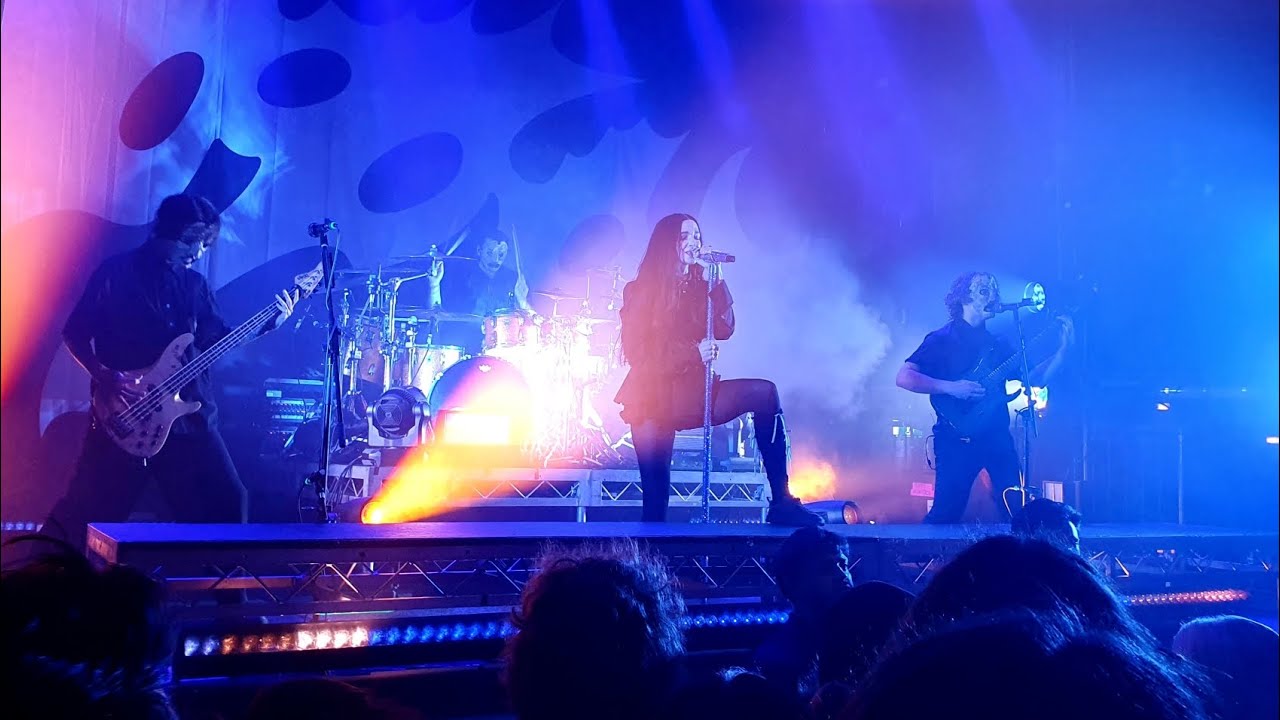 Poppy - New Way Out (Perth encore LIVE) 26th Jan 2026