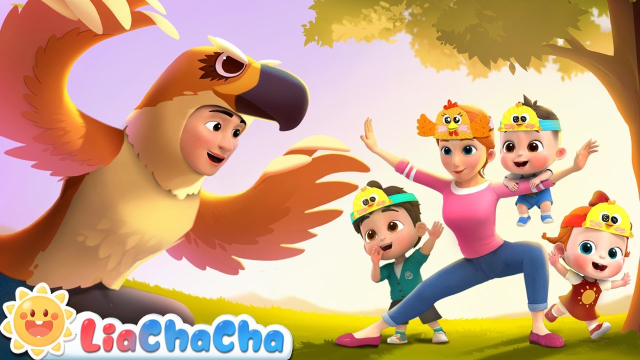 Catch the Chicks Game | EP137 | Family Fun Game for Babies | Kids Songs & Nursery Rhymes | LiaChaCha