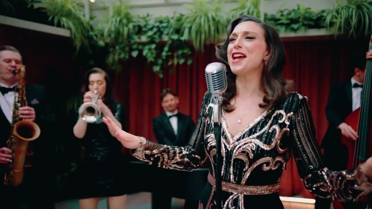 Living on a Prayer (Postmodern Jukebox) performed by Emy & The Moon Howlers | Post-modern Ensemble