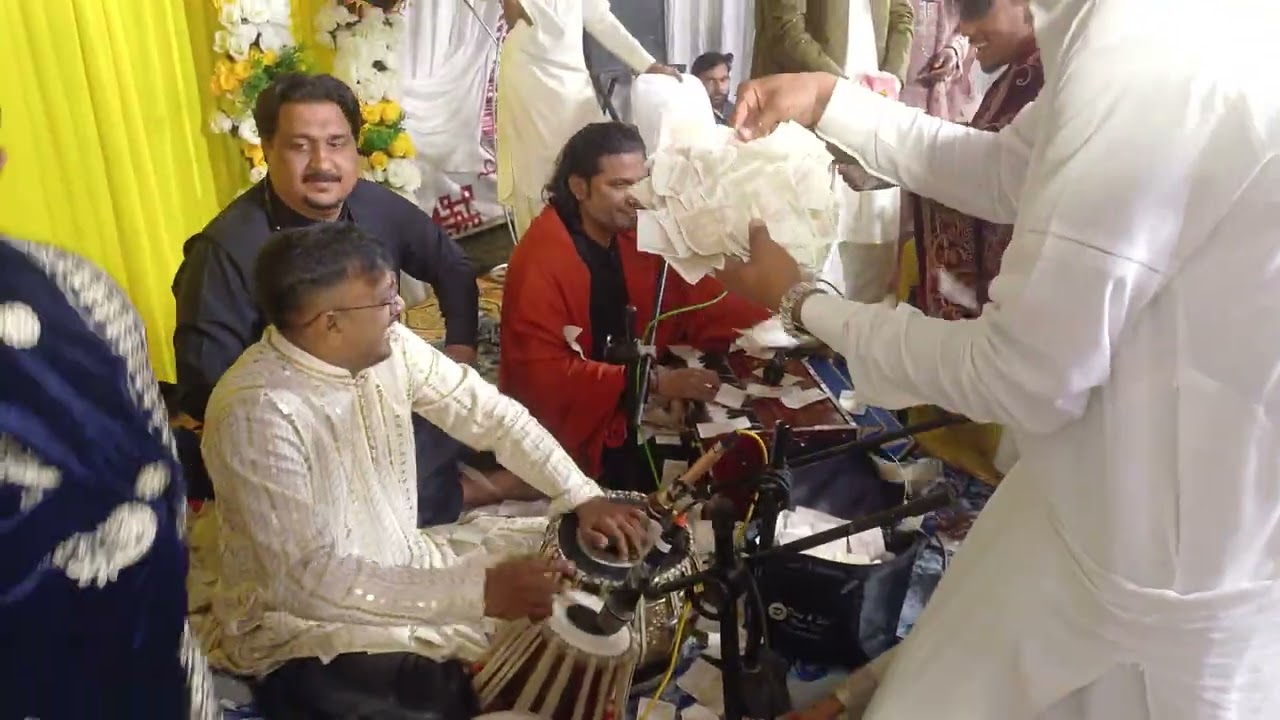 Akhiyo ni badnam na karna contact me 03106963745 tabla Nawaz roop chauhan