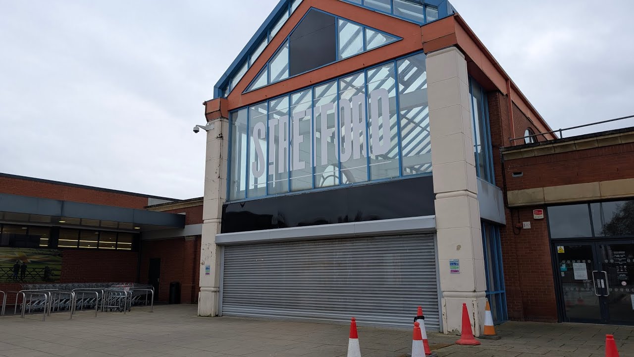 Stretford Mall, Manchester - a final day walkthrough