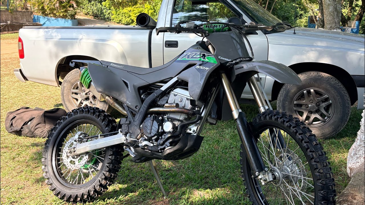 KLX300r -  Trilha da Penha, Dia de Subir Ela com a KLX300R! - com a Galera  só Resenha 