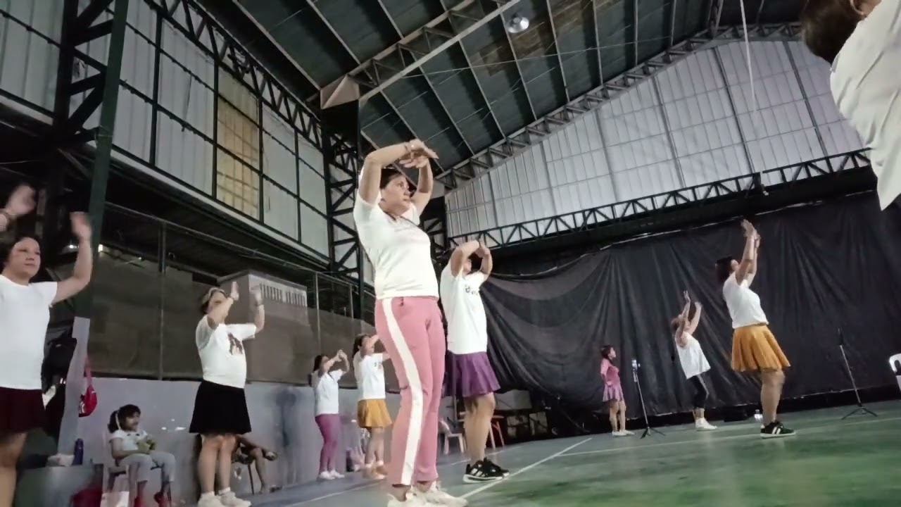 Tara zumba tayo White on top part 13@Michelle-h8o9o 