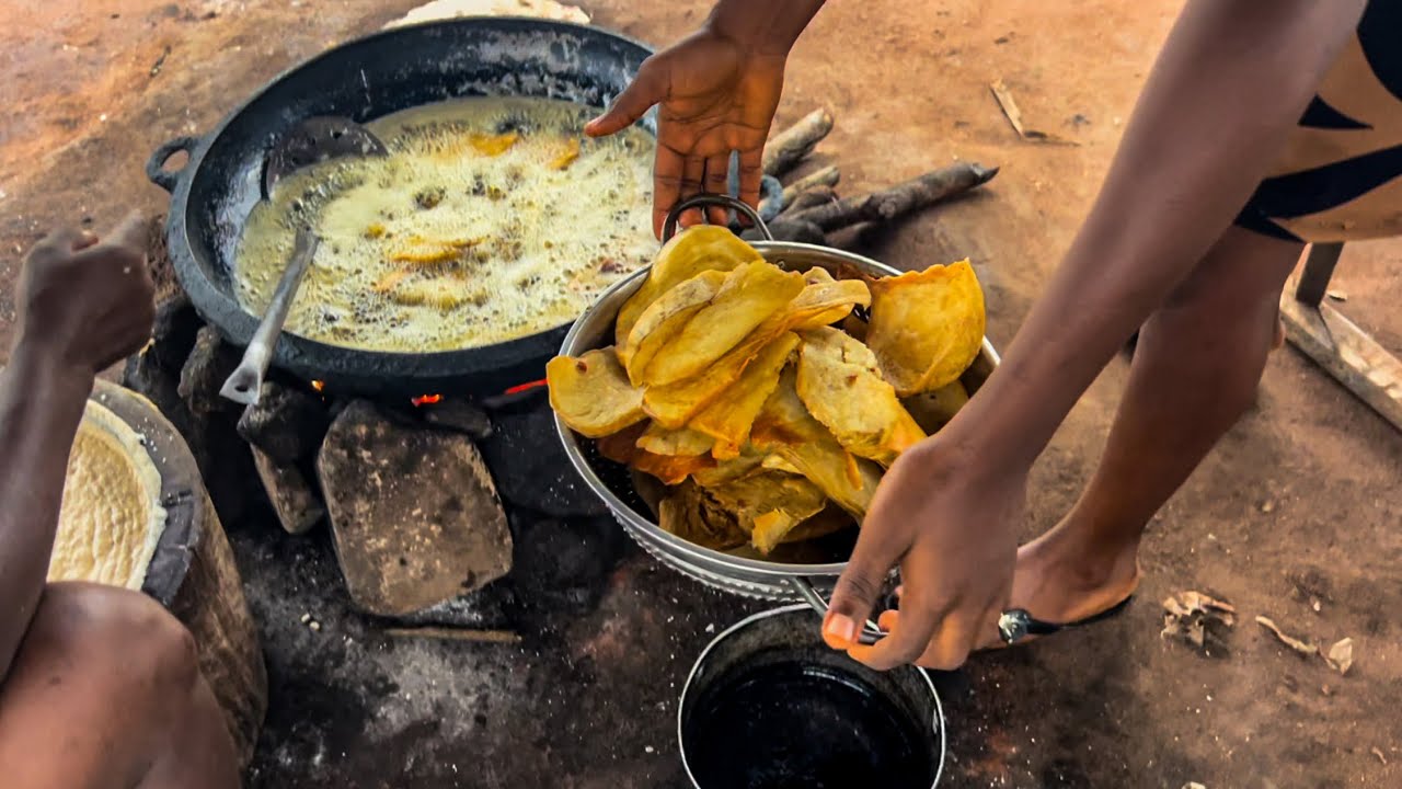 Fried Yam And Potato - Street food breakfast in mbaise imo state - Imo state vlog Ep4